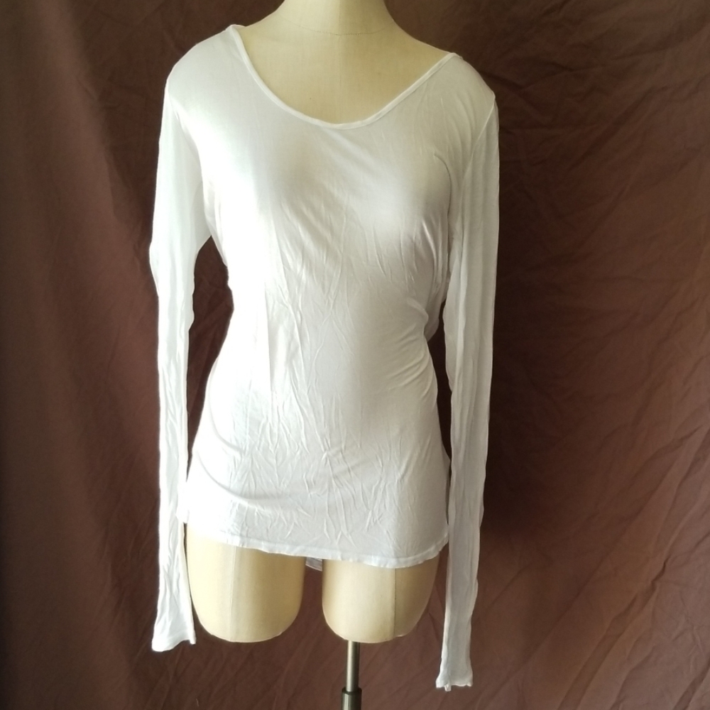 White long sleeved shirt with ruching on backside